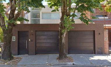 Hermosa casa 5 ambientes moderna  impecable