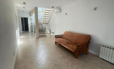 Hermosa casa 5 ambientes moderna  impecable