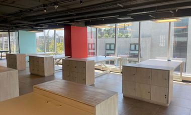 ARRIENDO Oficina habilitada de 697,70 m2, Metro Pedro de Valdivia