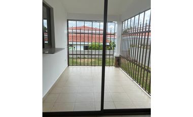 SE ALQUILA CASA EN ECO GARDEN ARRAIJAN