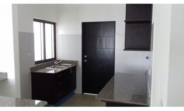 SE ALQUILA CASA EN ECO GARDEN ARRAIJAN