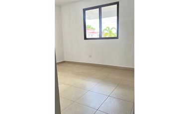 SE ALQUILA CASA EN ECO GARDEN ARRAIJAN