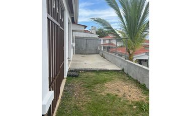 SE ALQUILA CASA EN ECO GARDEN ARRAIJAN