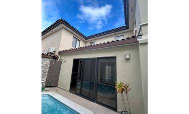 PANAMA PACIFICO / RIVER VALLEY / 273M2 / 3 HAB / PISCINA / OFICINA