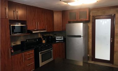 OBARRIO / CASA DE DOS NIVELES /  RESIDENCIAL O COMERCIAL /  500M2