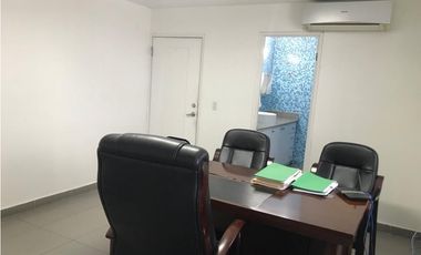 OBARRIO / CASA DE DOS NIVELES /  RESIDENCIAL O COMERCIAL /  500M2