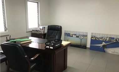 OBARRIO / CASA DE DOS NIVELES /  RESIDENCIAL O COMERCIAL /  500M2