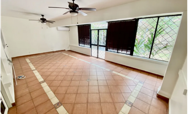 ALBROOK / CASA DE UN NIVEL / 750M2 /  3 HAB / CON TERRAZA / DH