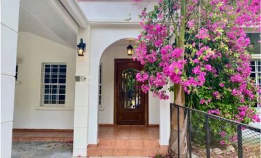 ALBROOK / CASA DE UN NIVEL / 750M2 /  3 HAB / CON TERRAZA / DH