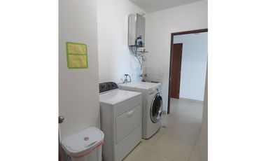 SAN CARLOS / VISTAMAR / PH LAS OLAS II / 313m2 / 3 HABITACIONES YG