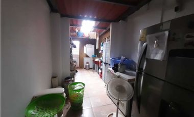 SAN ANTONIO / CASA DE DOS NIVELES / 3 RECAMARAS / OFICINA / 258M2 / YL