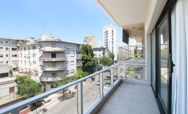 1 ambiente gran al frente con bacón corrido, a metros de Puerto Madero