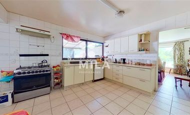 Casa en Venta en Parcela de agrado 3.7ha casa colonial