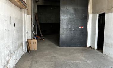ALQUILER - GALPON 145 m2 APROX. -