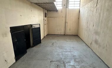 ALQUILER - GALPON 145 m2 APROX. -