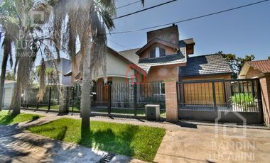 Casa en Ranelagh en Venta 5 ambientes.  Se toman inmuebles menor valor.