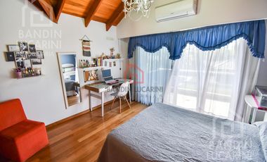 Casa en Ranelagh en Venta 5 ambientes.  Se toman inmuebles menor valor.