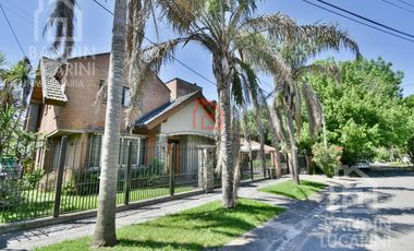 Casa en Ranelagh en Venta 5 ambientes.  Se toman inmuebles menor valor.
