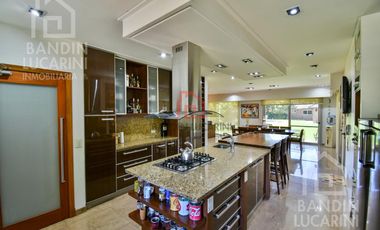 Casa en Ranelagh en Venta 5 ambientes.  Se toman inmuebles menor valor.
