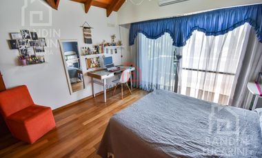 Casa en Ranelagh en Venta 5 ambientes.  Se toman inmuebles menor valor.