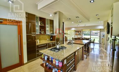 Casa en Ranelagh en Venta 5 ambientes.  Se toman inmuebles menor valor.