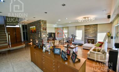 Casa en Ranelagh en Venta 5 ambientes.  Se toman inmuebles menor valor.