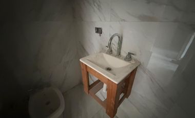 Departamento monoambiente a la venta en Wilde Centro