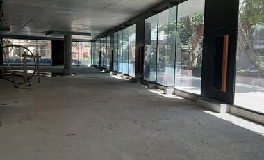 Local en alquiler o venta en  Olivos