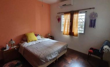 Casa con lote muy amplio