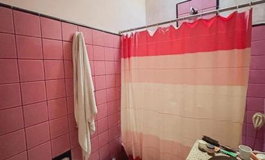 Casa en venta - 2 Dormitorios 2 Baños - 160Mts2 - Avellaneda