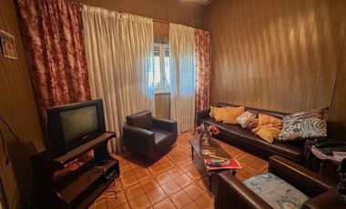Casa en venta - 2 Dormitorios 2 Baños - 160Mts2 - Avellaneda