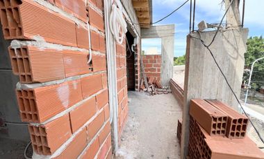 VENTA PH A ESTRENAR CON COCHERA Y PATIO
