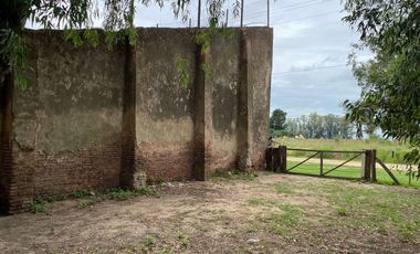 VENTA LOCAL CHACRA CASCO PULPERIA - Estación Lozano - Gral. Las Heras