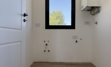 Casa en venta-Barrio San Sebastián Área 11-Intero-Pileta-Loma Verde-Escobar