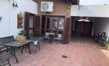 Casa 4 ambientes en Venta - Trenque Lauquen