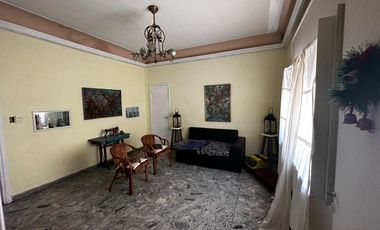 Casa en Venta - Barrio Flores