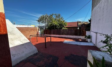 Casa en Venta - Barrio Flores