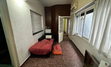 Casa en Venta - Barrio Flores