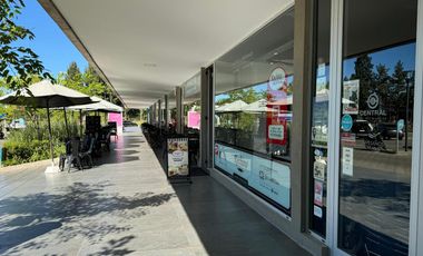 LOCAL VENTA O ALQUILER  - Centro Comercial en Villanueva