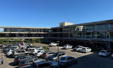 LOCAL VENTA O ALQUILER  - Centro Comercial en Villanueva