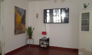 Departamento en venta - 3 Dormitorios 1 Baño - Cochera - 74Mts2 - Lanús