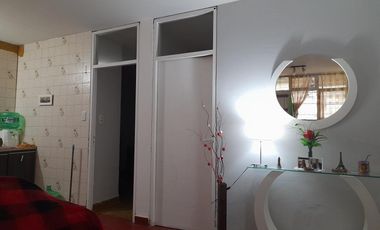 Departamento en venta - 3 Dormitorios 1 Baño - Cochera - 74Mts2 - Lanús