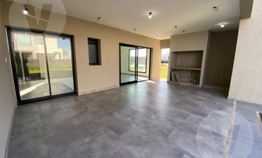Casa en venta - Barrio Lagos de Canning
