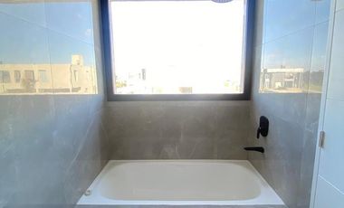 Casa en venta - Barrio Lagos de Canning