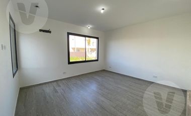 Casa en venta - Barrio Lagos de Canning