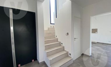 Casa en venta - Barrio Lagos de Canning