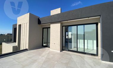 Casa en venta - Barrio Lagos de Canning
