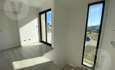 Casa en venta - Barrio Lagos de Canning