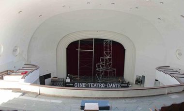 VENTA Edificio Comercial  en la Boca