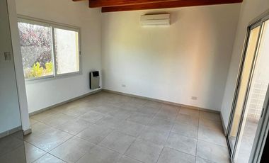Casa en  B° Privado La Lucia
